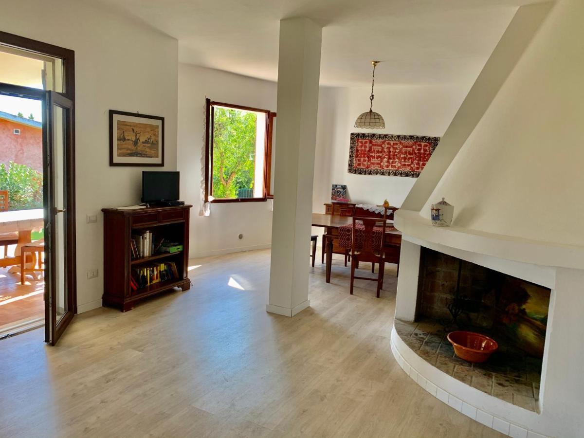 Casa Vacanze 'Sa Corbula' Porto Columbu - Perd'E Sali Ngoại thất bức ảnh