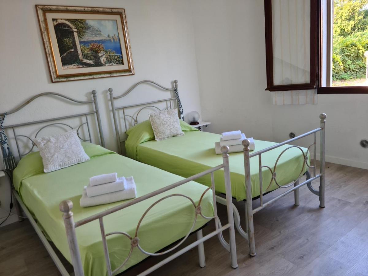 Casa Vacanze 'Sa Corbula' Porto Columbu - Perd'E Sali Ngoại thất bức ảnh
