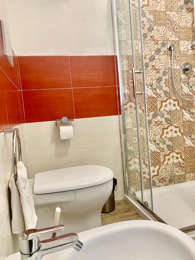 Casa Vacanze 'Sa Corbula' Porto Columbu - Perd'E Sali Ngoại thất bức ảnh