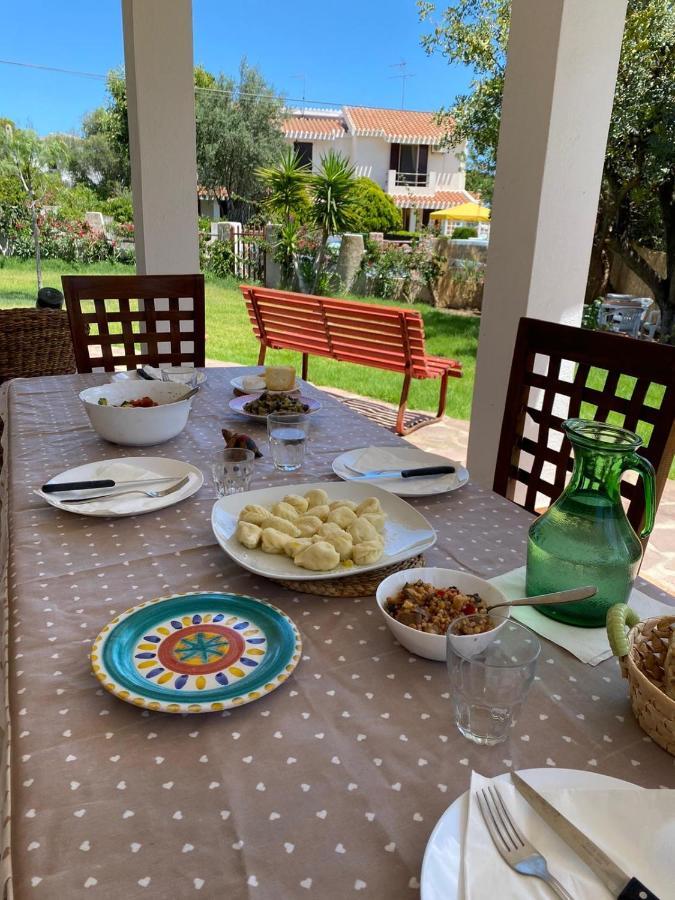 Casa Vacanze 'Sa Corbula' Porto Columbu - Perd'E Sali Ngoại thất bức ảnh